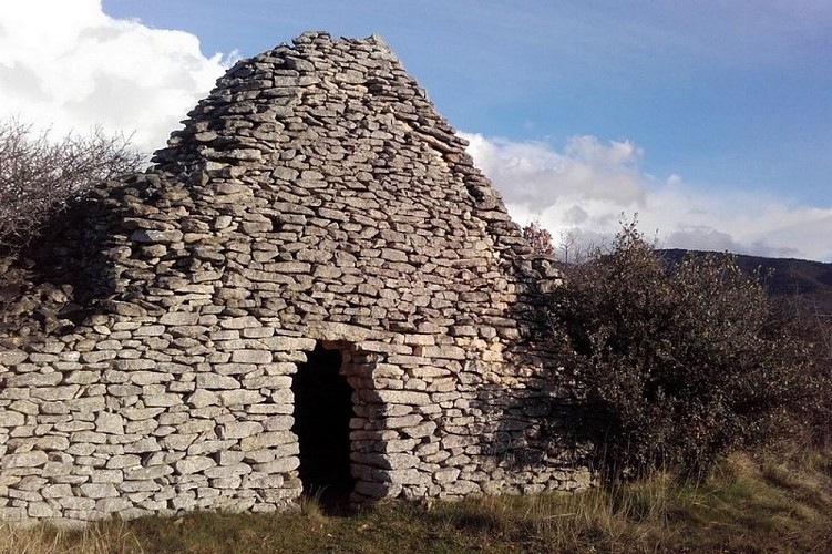 Borie du plateau des Claparèdes