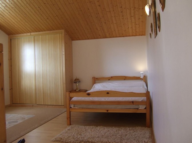 MEUBLÉ LAMY FRANÇOISE