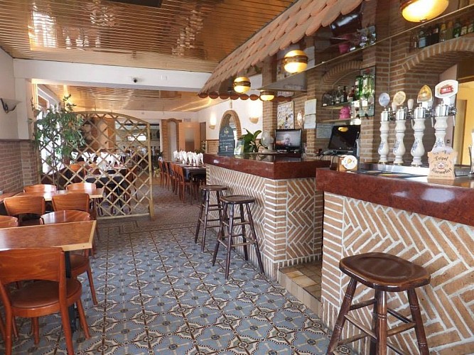 RESTAURANT LA TAVERNE