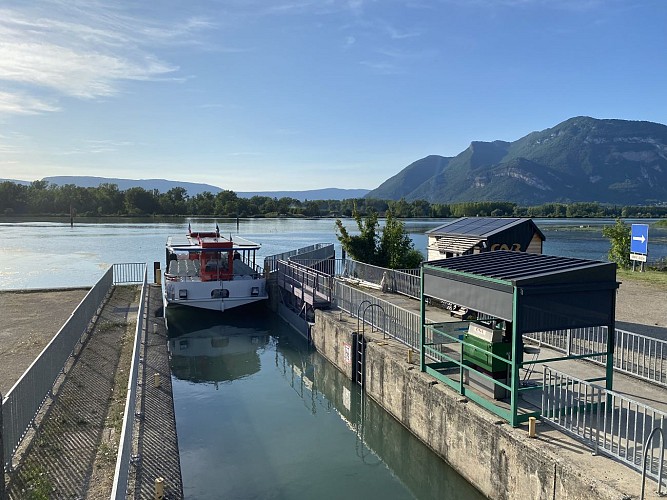 Bateaucanal Cruises