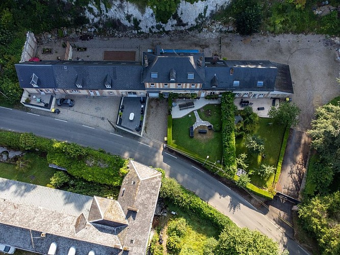 vue-aerienne-des-gites