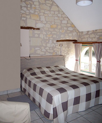 GITE DE FRANCE LES NOISETIERS