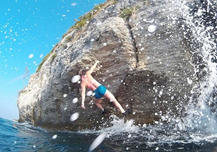 Climbing – Deep-Water Soloing and Diving in the Adriatic Sea in Split