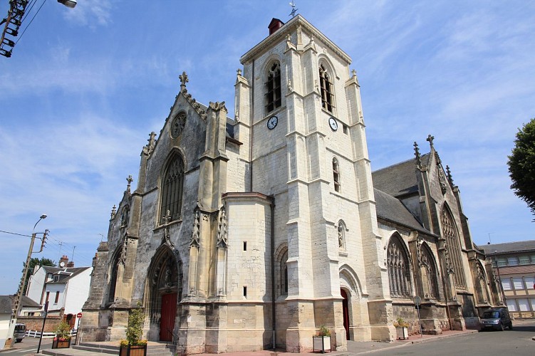 Eglise du Saint-Sépulcre et Vitraux Manessier