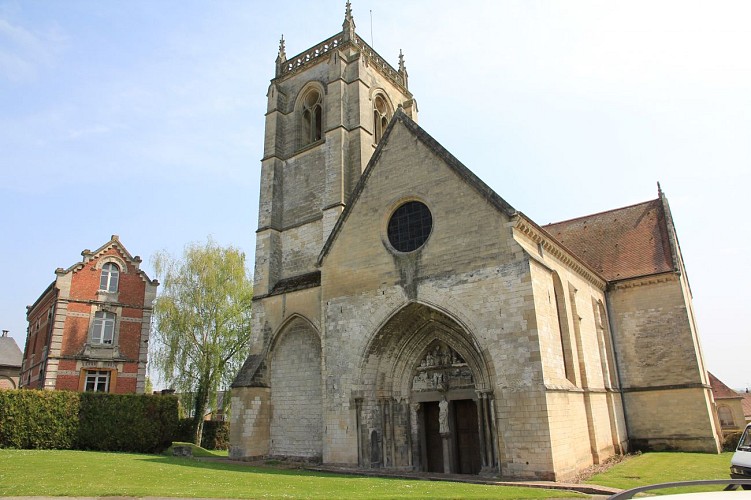 Crypte et Collégiale de Longpré-les-Corps-Saints