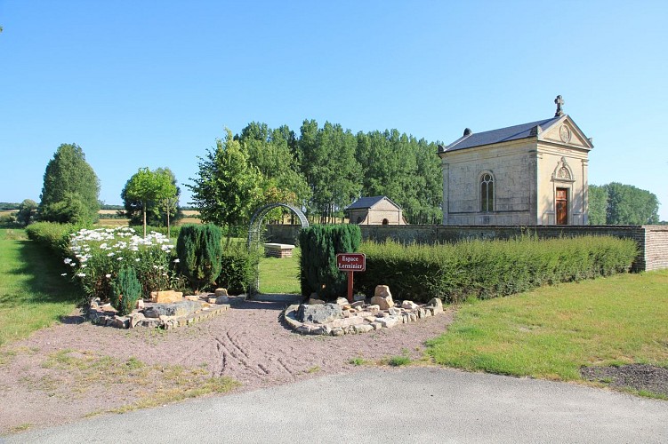 Chapelle Pérache de Neuville