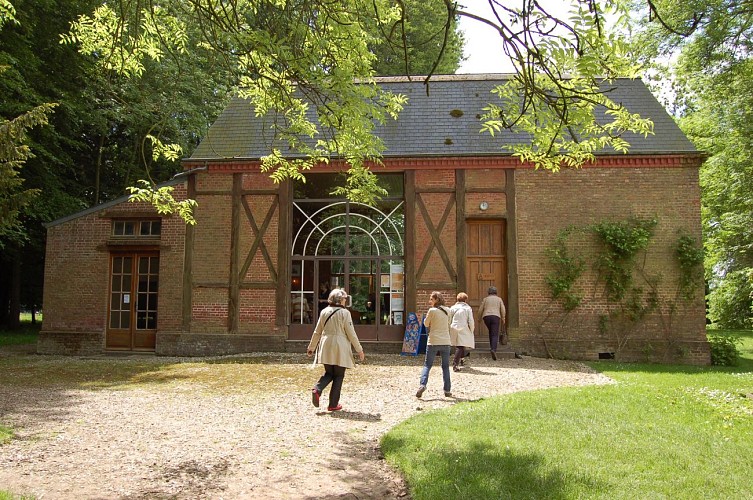 Parc et Roseraie du Château de Rambures