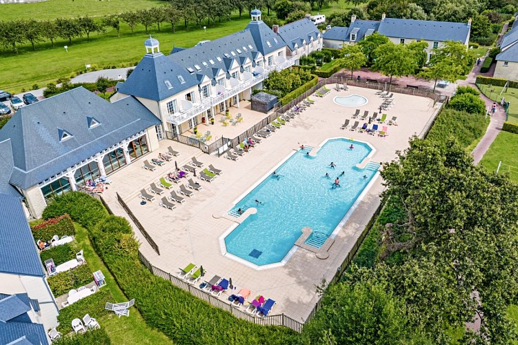 Résidence Green Beach - Port en Bessin - Piscine