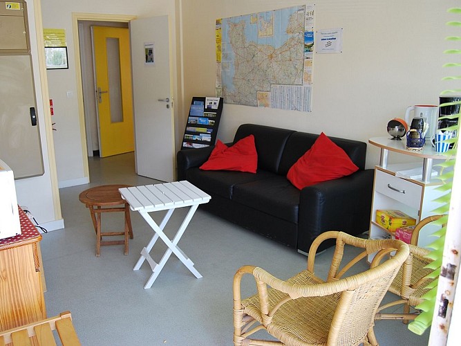 clsoerie des djinns- Salle-detente-professeurs--2-