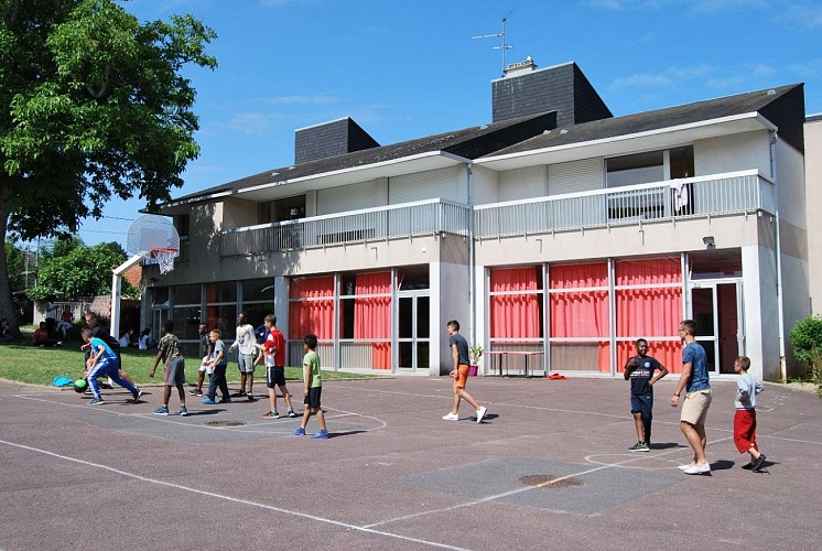 Batiment  - Les Albatros  : Salle de restauration - Hébergement