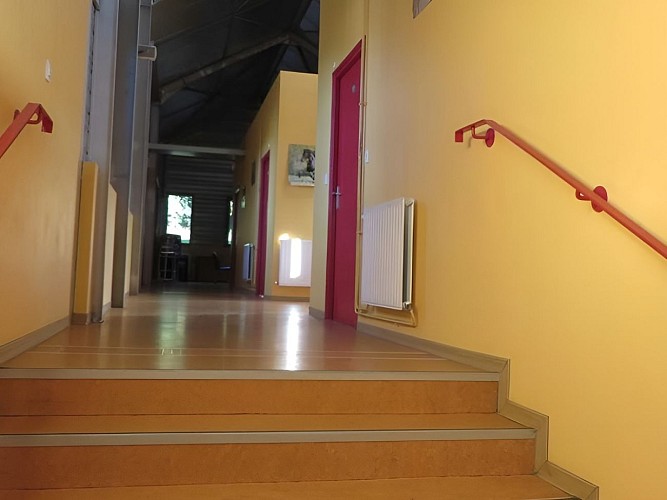 Institut-Notre-Dame-Orbec-acces-chambre-demi-niveau