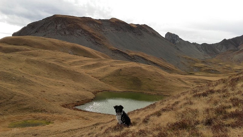 Hiking Trail: La Gouille des Fours Lake (2030 m)