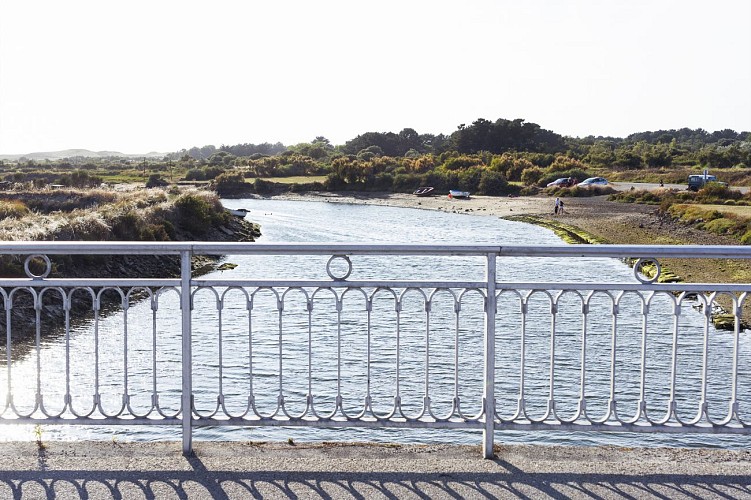 LE VILLAGE DE LA GACHÈRE