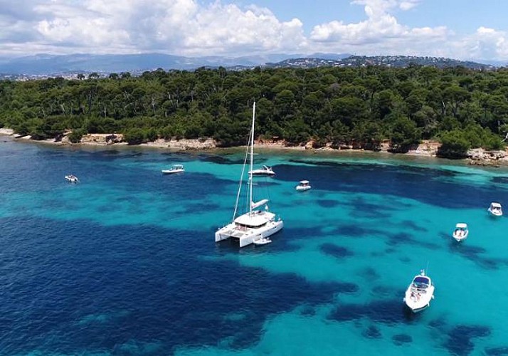 Traversée aller-retour vers l'île Sainte Marguerite - au départ de Cannes