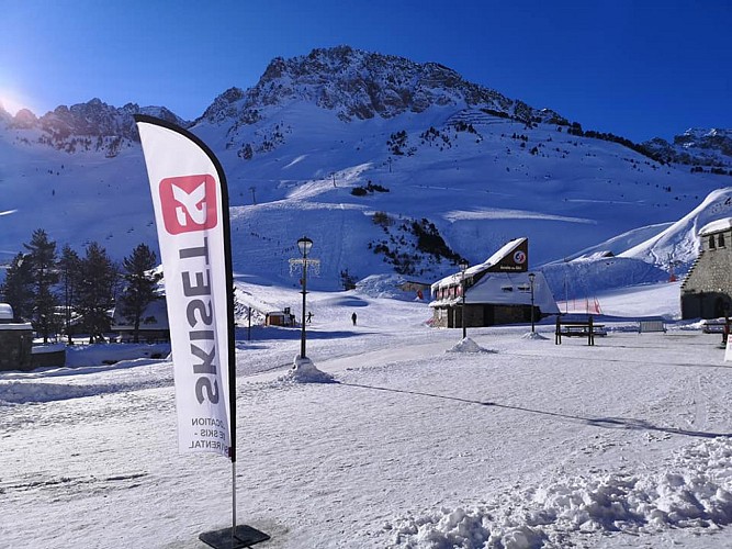 Ski-set-Mongie-Village