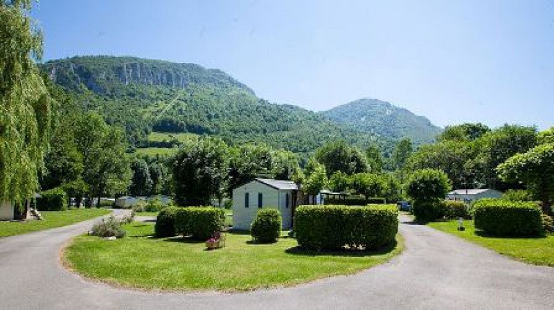 camping-location-pyrenees 1 W