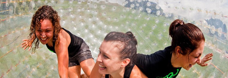 Descente des collines en Zorb (bulle gonflable géante) - A Rotorua