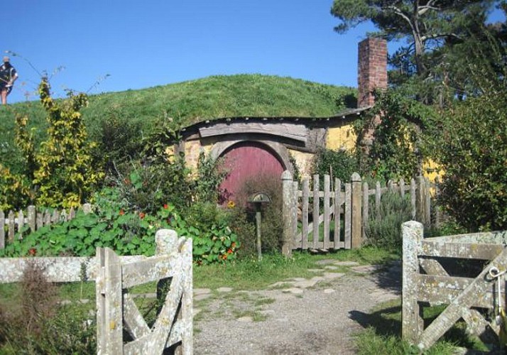 Tickets for Hobbiton – The visit of the Legendary Lord of the Rings Village in New Zealand