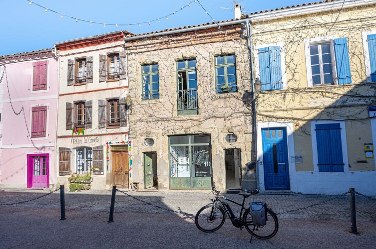 Carla-Bayle : Un village médiéval perché en Ariège
