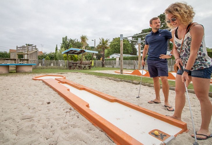 Camping Eden Villages La Pointe Saint-Gildas