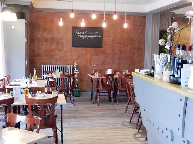 chateauneuf-sur-loire-restaurant_la_gabre-salle-bar-2016-OTC