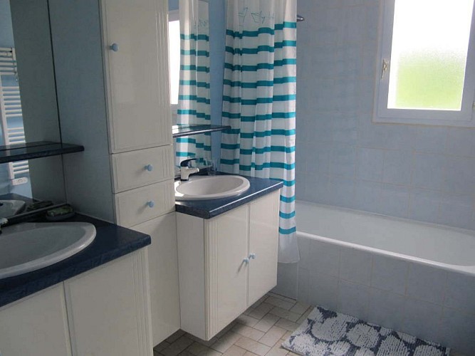 MAISON LES BRUYÈRES