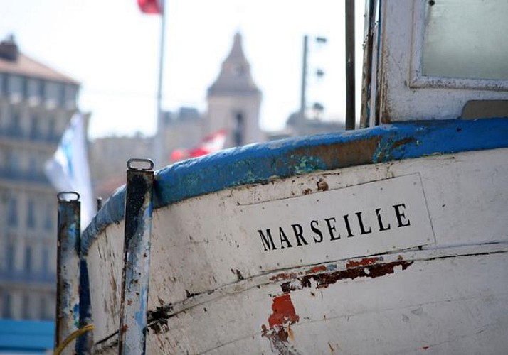 Visite audioguidée de Marseille en mini décapotable - durée 3h