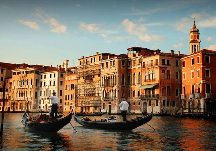 Soirée romantique - dîner et balade en gondole avec sérénade - Venise