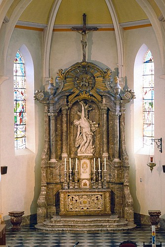 Le maître-autel de l’église Saint-Martin