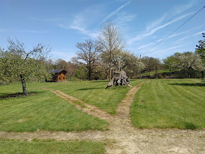 CAMPING A LA FERME LA COUR