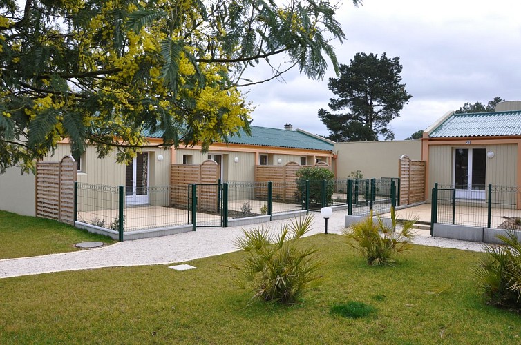 LES COTTAGES DES PINS - RESIDENCE DE TOURISME