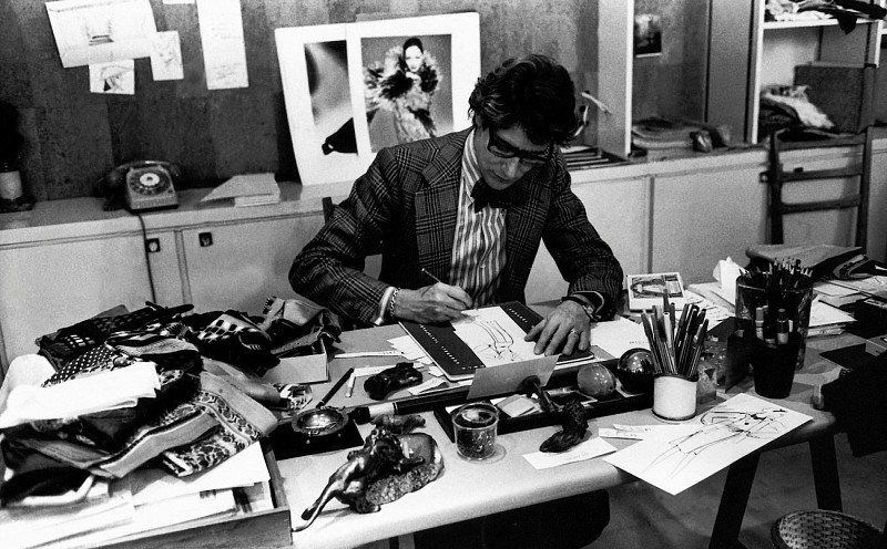 Führung durch das Yves Saint Laurent Museum (vor Öffnungszeiten)