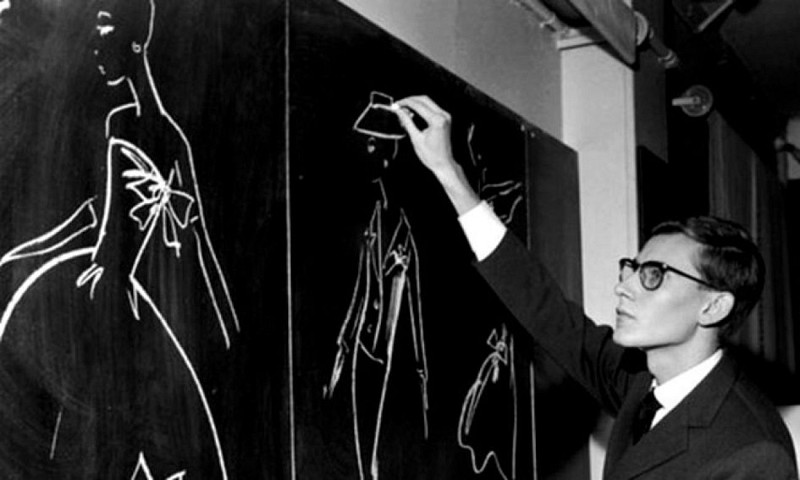 Führung durch das Yves Saint Laurent Museum (vor Öffnungszeiten)