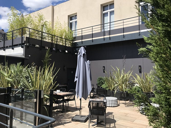 London Fizz - Cocktails, Fléchettes, Brunch