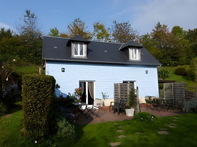 Les Pommiers - Les Petits Matins Bleus