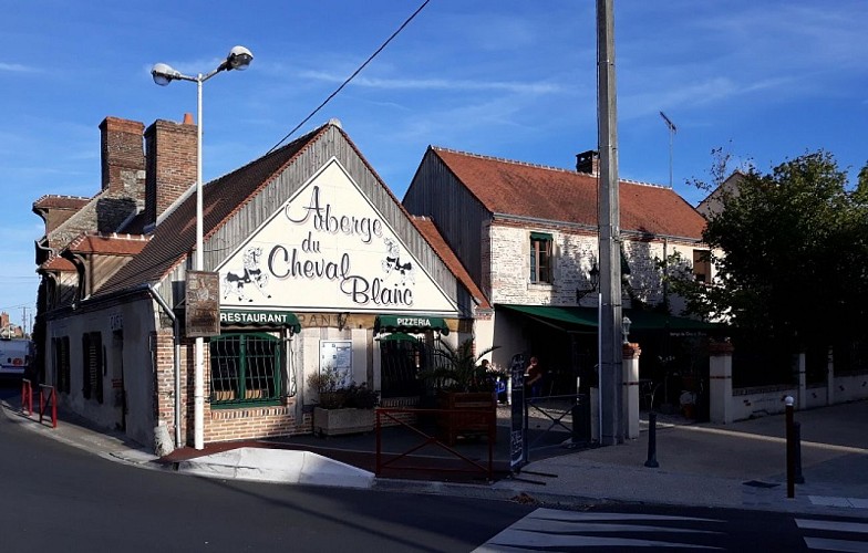 Auberge du Cheval Blanc à Tigy