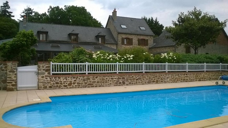 GITE DE GROUPE "LE CHÊNE VERT"