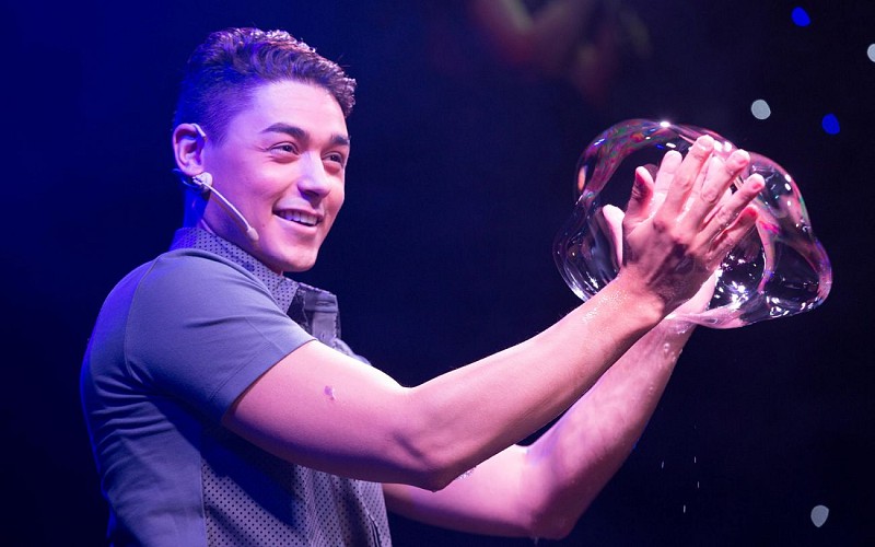 The Gazillion Bubble Show