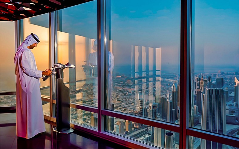 2 Day Combo: Burj Khalifa + Dubai Aquarium + Desert Safari + Dhow Dinner Cruise