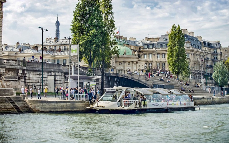 Batobus Paris Hop-On-Hop-Off River Cruise