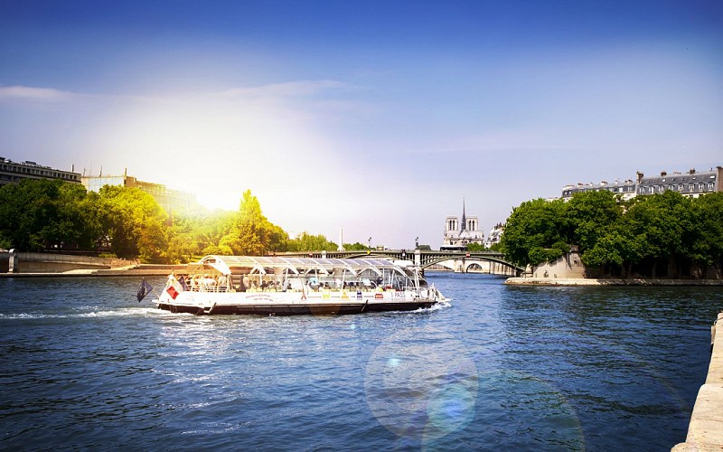 Batobus Paris Hop-On-Hop-Off River Cruise