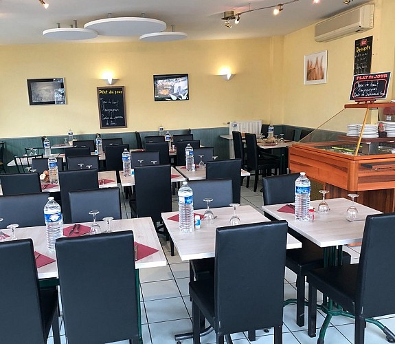 RES-SMA-Ptit-Bonheur-vue-salle-2019--Sintes