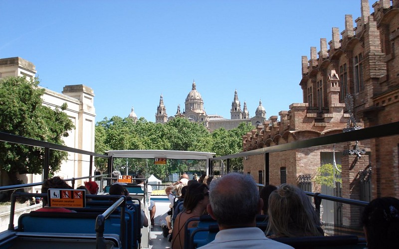 Barcelona Bus Turistic: 1 or 2 Day Hop-On-Hop-Off Tour