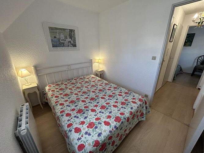 lequien-village-de-la-mer-chambre-rouge-courseulles
