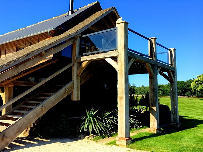 Le Pré des Colombiers à Tordouet, bâtiment du Lodge