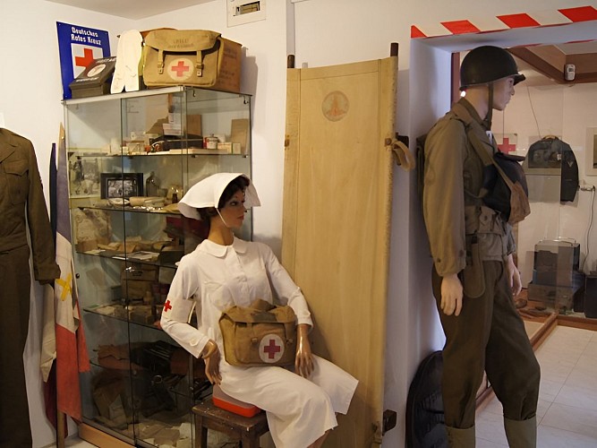 ARROMANCHES_Liberators Museum - Normandy 1944