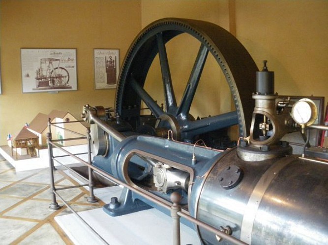 Retour le long du canal