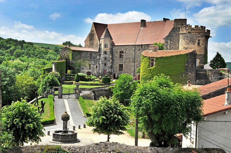 Château Royal de Saint Saturnin