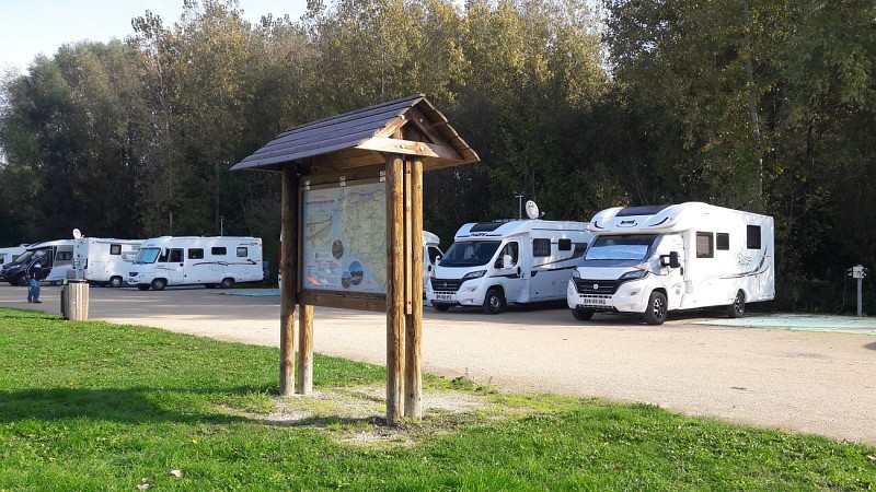 Saint-Georges-sur-Cher - 41production- aire camping-car-2