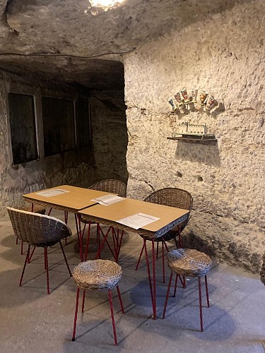 2024_Distillerie Girardot_ Salle de dégustation